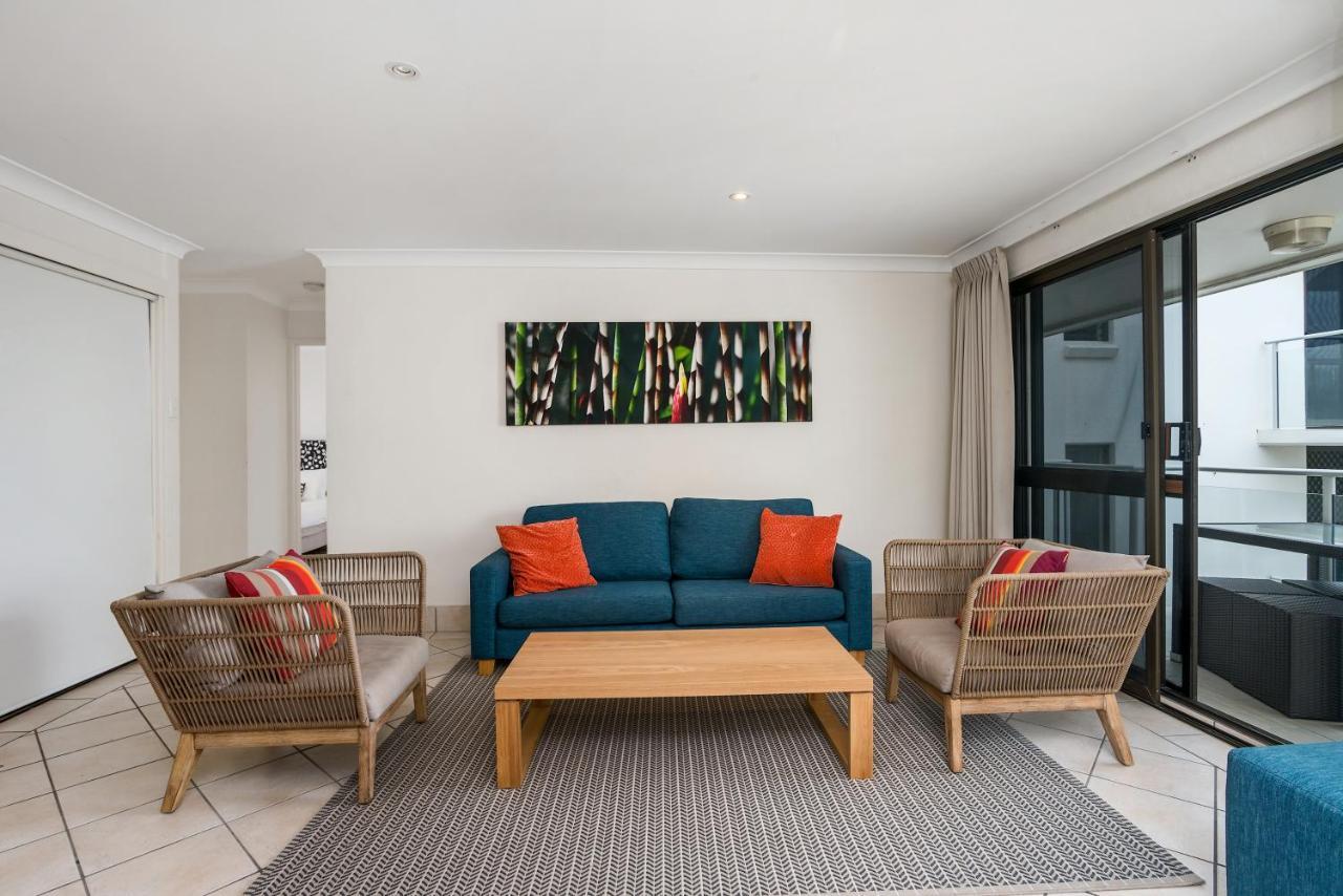 Bayview Beachfront Apartments, In Town Right On The Beach Byron Bay Exterior foto