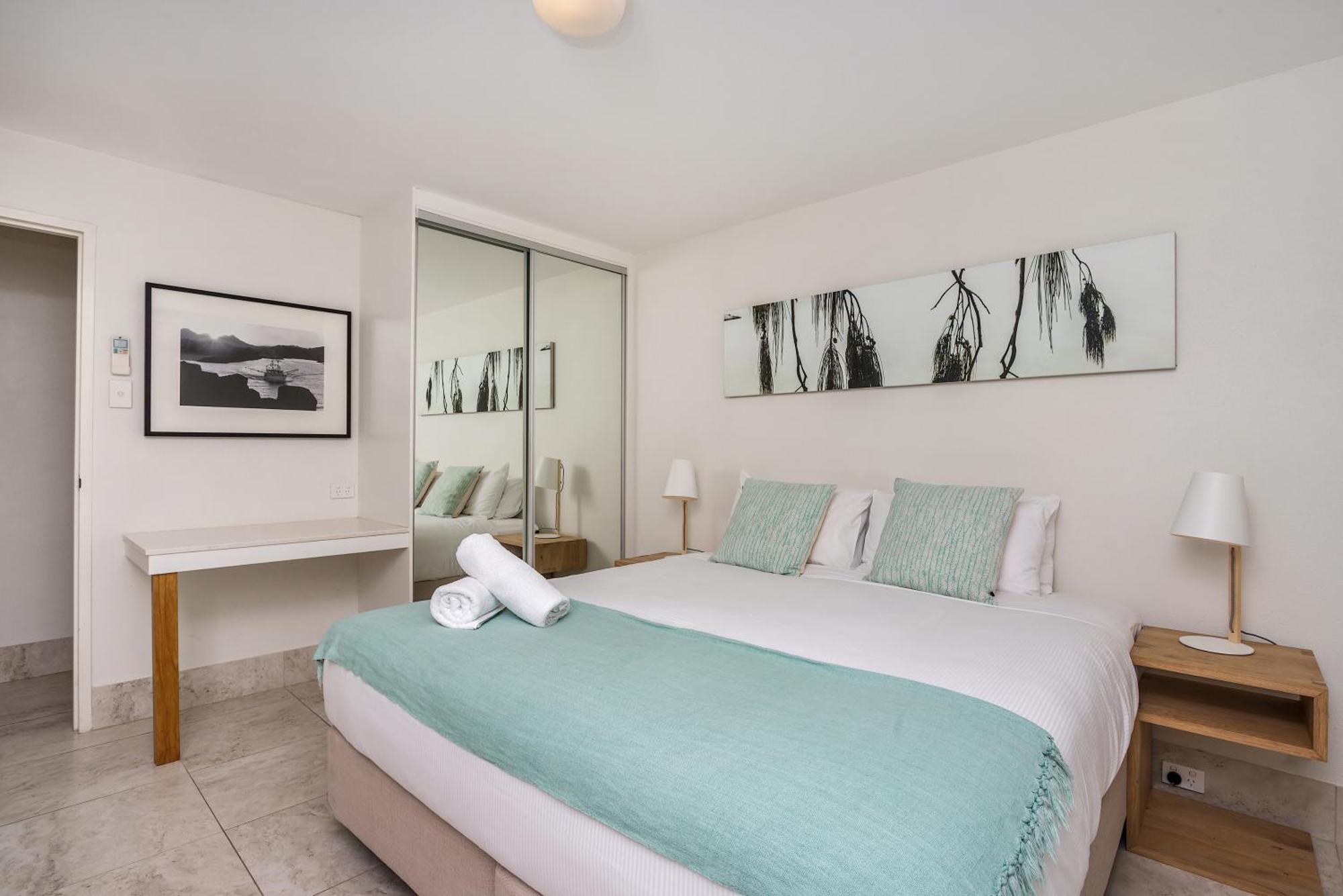 Bayview Beachfront Apartments, In Town Right On The Beach Byron Bay Zimmer foto