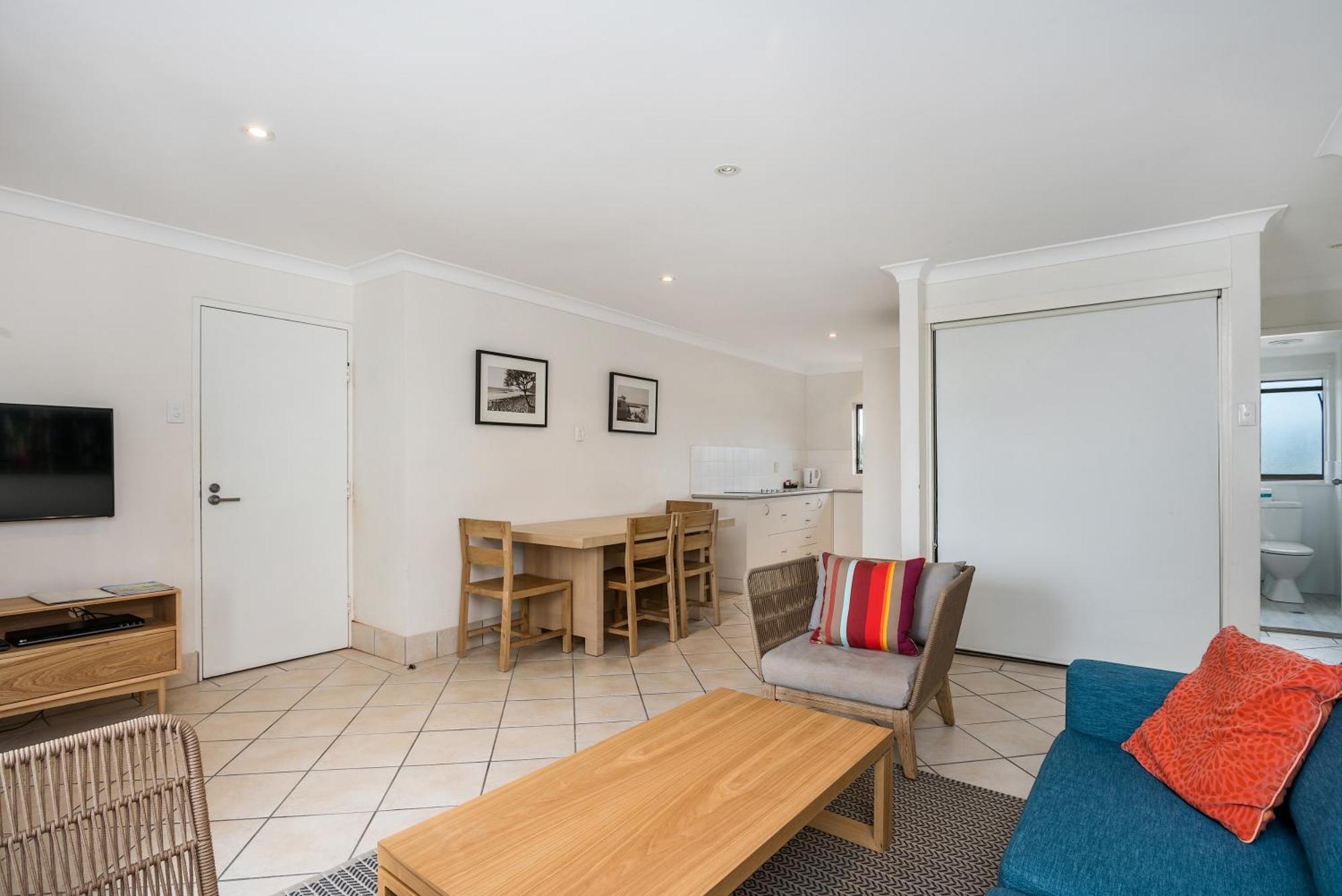 Bayview Beachfront Apartments, In Town Right On The Beach Byron Bay Zimmer foto