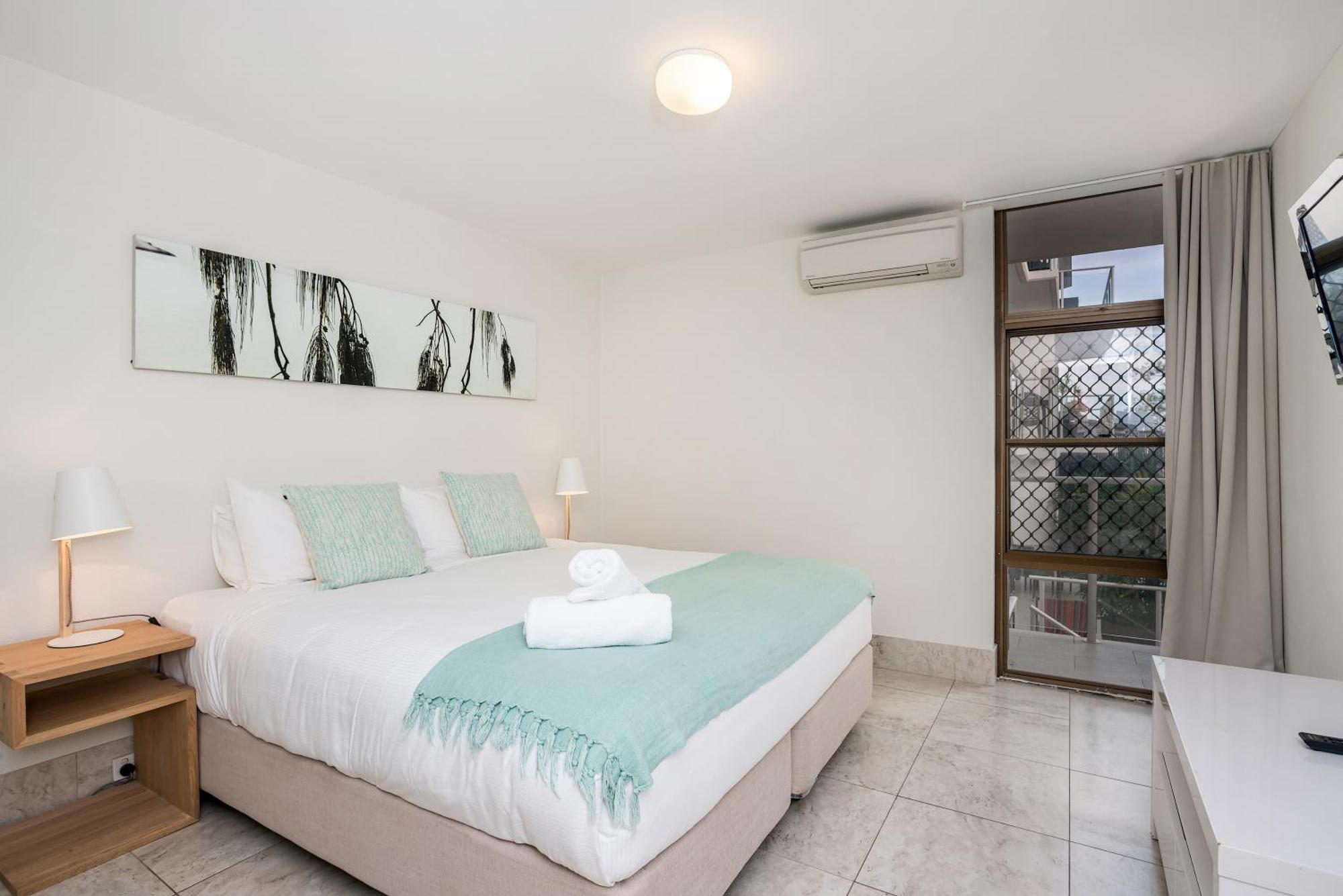 Bayview Beachfront Apartments, In Town Right On The Beach Byron Bay Zimmer foto