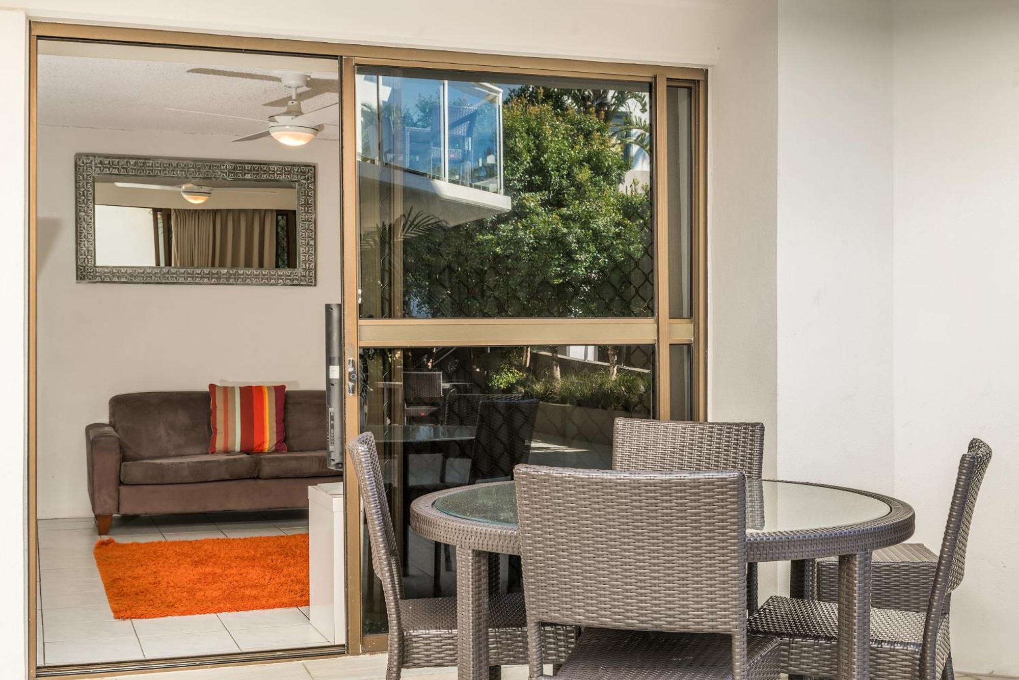 Bayview Beachfront Apartments, In Town Right On The Beach Byron Bay Zimmer foto